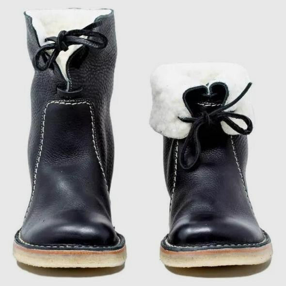 Hallie | Classic Fold-Over Shearling Snow Boots